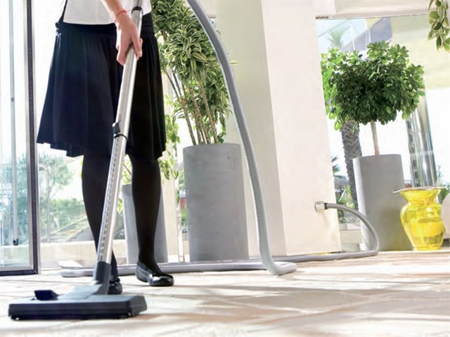 carpet-cleaning