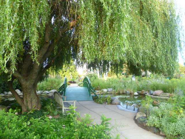 women in charge of gardens