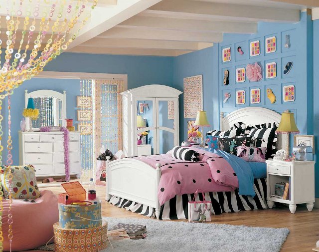 a typical teen's room