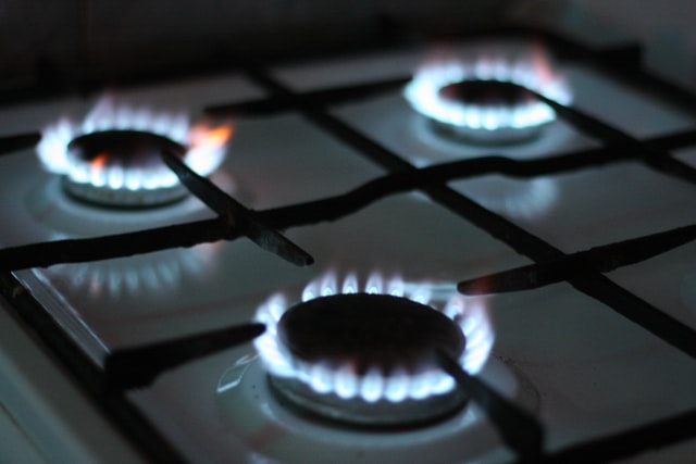 How to Clean Your Stove Burners